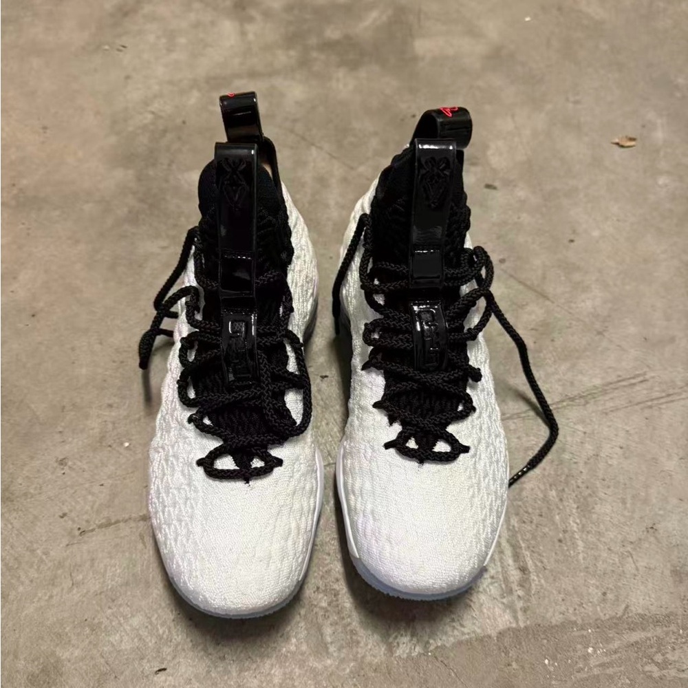 Girls Nike LeBron XV GS White and Black Sneakers